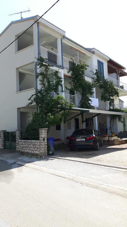 Apartments Davor Biograd Na Moru Εξωτερικό φωτογραφία