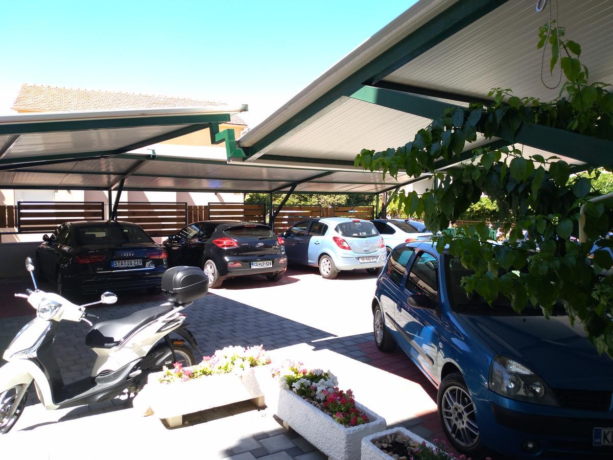 Apartments Davor Biograd Na Moru Εξωτερικό φωτογραφία